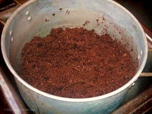 Coconut Fiber Seed Starting Medium